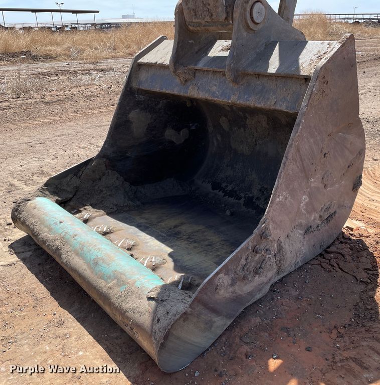 image for item DJ5093 2012 John Deere 450D LC  excavator