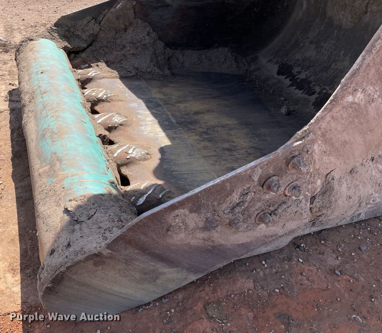 image for item DJ5093 2012 John Deere 450D LC  excavator