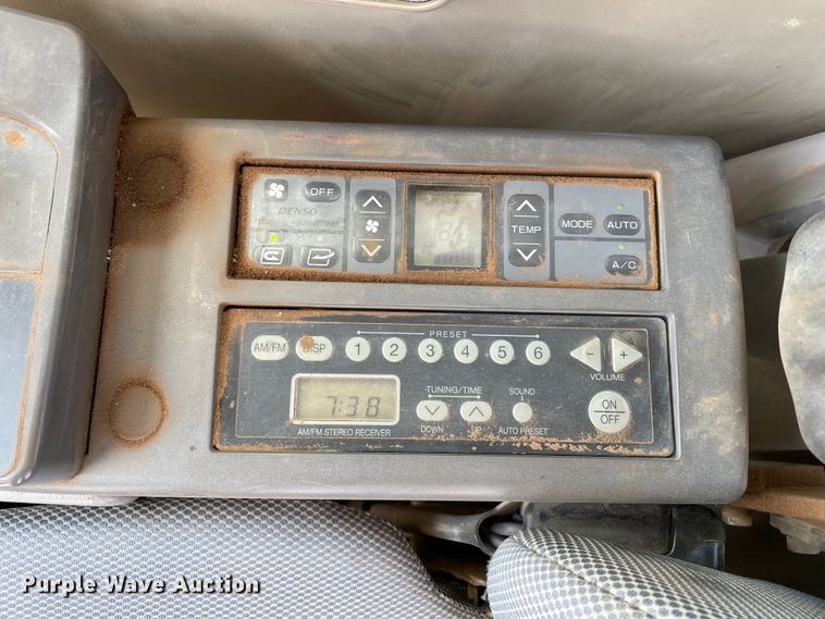 image for item DJ5093 2012 John Deere 450D LC  excavator