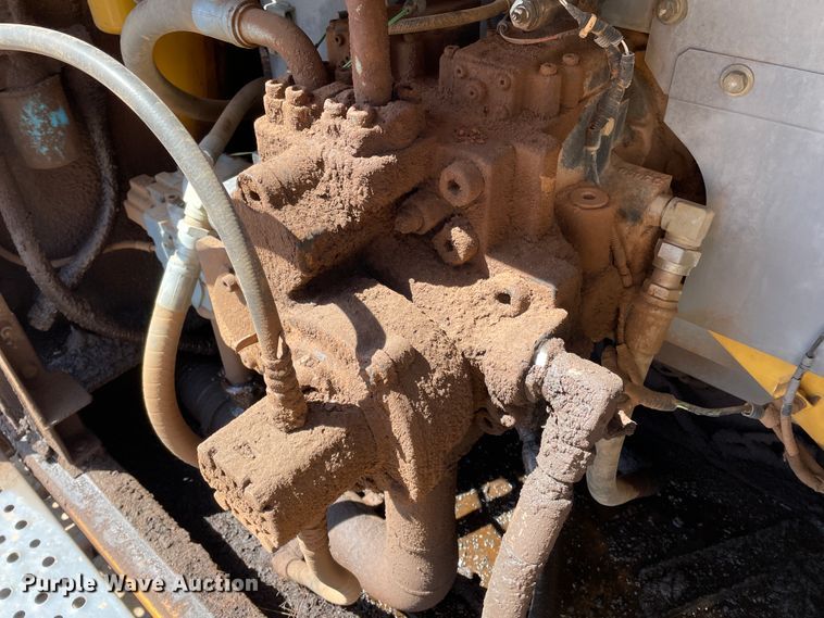 image for item DJ5093 2012 John Deere 450D LC  excavator