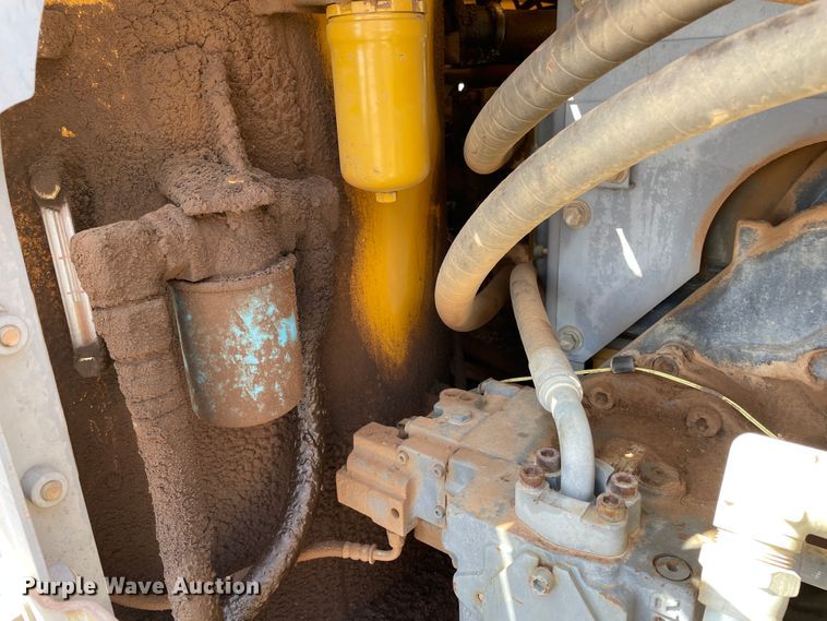 image for item DJ5093 2012 John Deere 450D LC  excavator