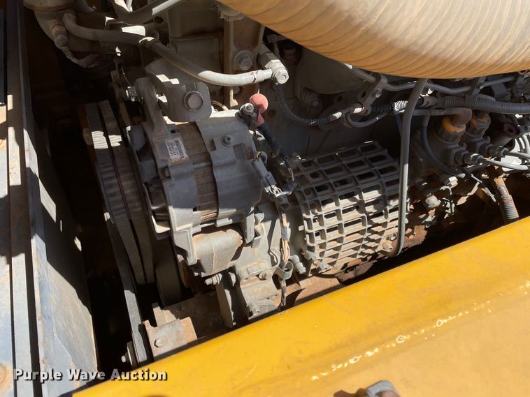 image for item DJ5093 2012 John Deere 450D LC  excavator