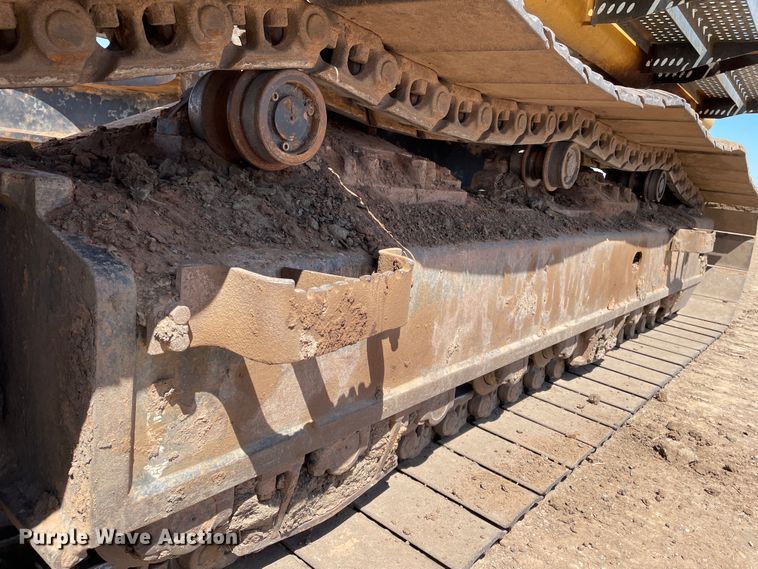 image for item DJ5093 2012 John Deere 450D LC  excavator