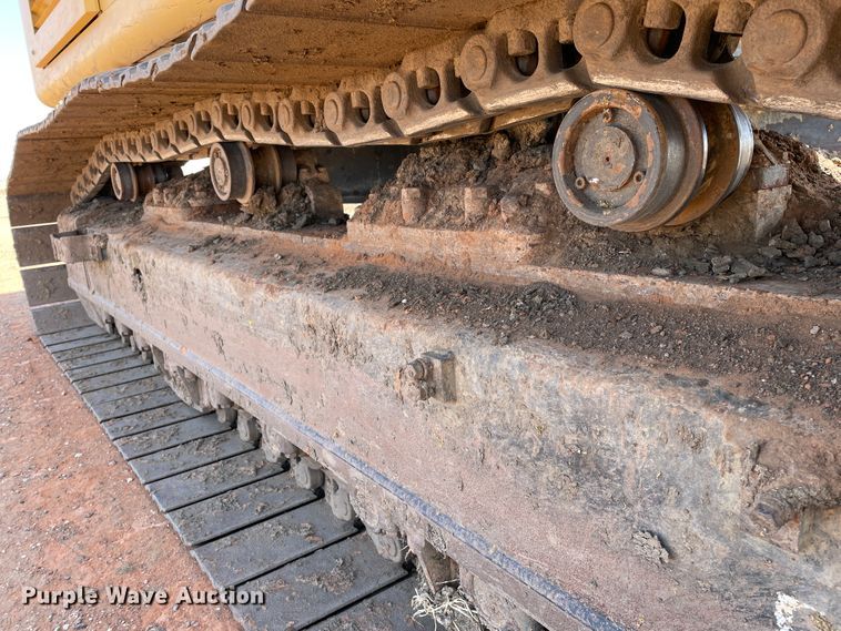 image for item DJ5093 2012 John Deere 450D LC  excavator