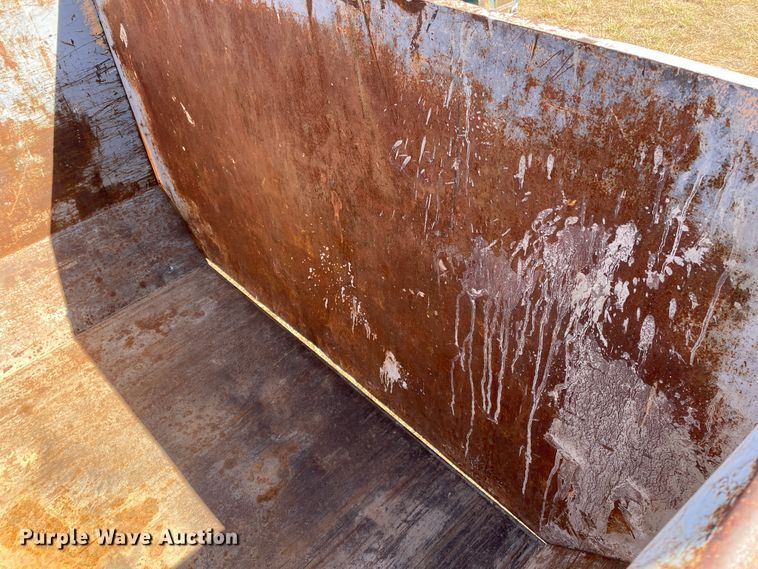 image for item DJ5112 Wastequip  roll-off dumpster