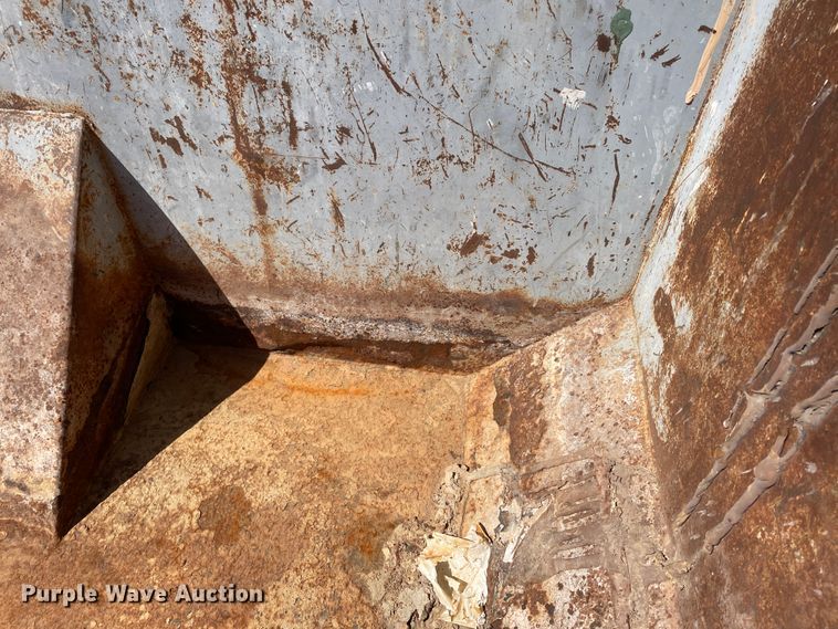 image for item DJ5112 Wastequip  roll-off dumpster