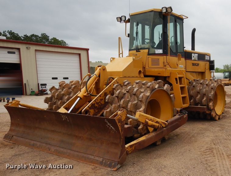 image for item DK0341 2001 Caterpillar 815F  soil compactor