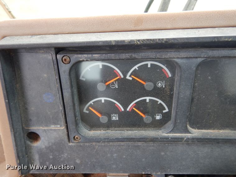 image for item DK0341 2001 Caterpillar 815F  soil compactor