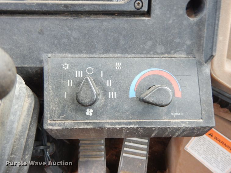 image for item DK0341 2001 Caterpillar 815F  soil compactor