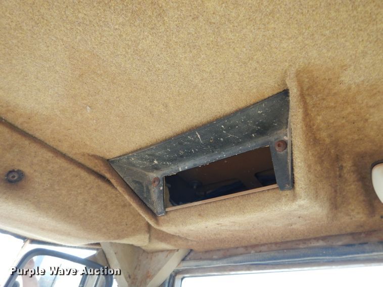 image for item DK0341 2001 Caterpillar 815F  soil compactor