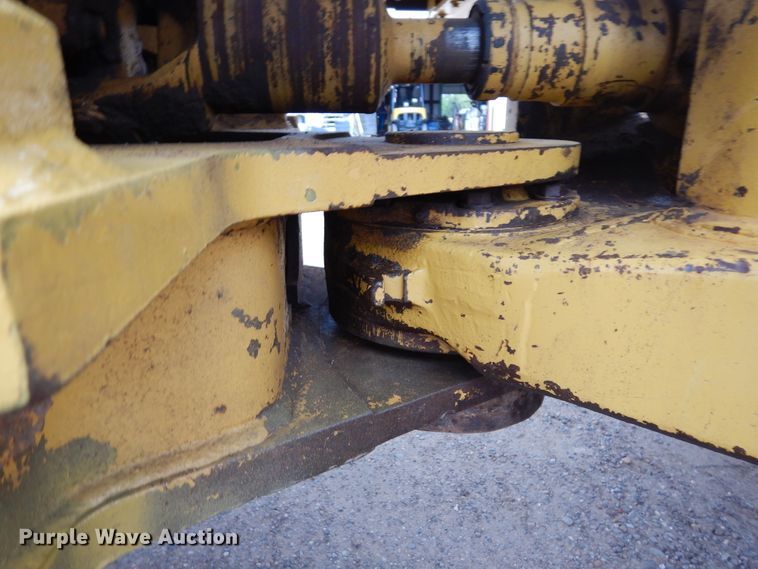 image for item DK0341 2001 Caterpillar 815F  soil compactor