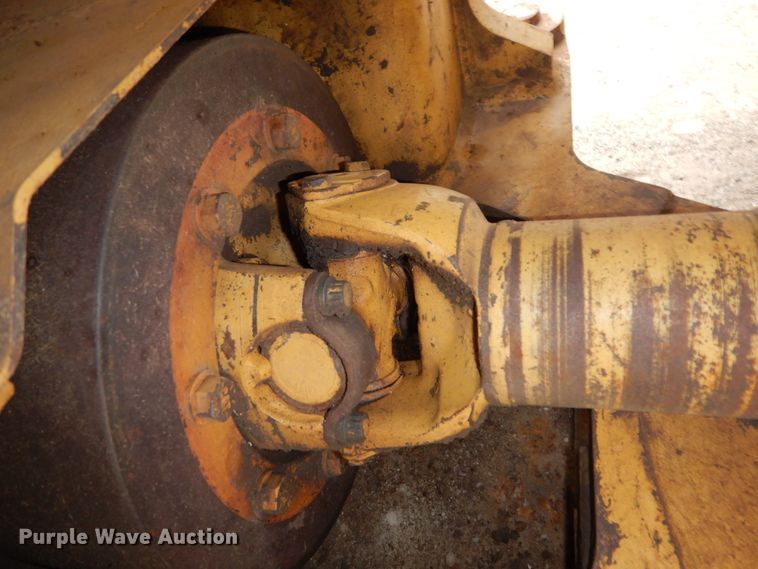 image for item DK0341 2001 Caterpillar 815F  soil compactor