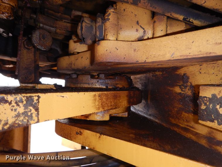 image for item DK0341 2001 Caterpillar 815F  soil compactor