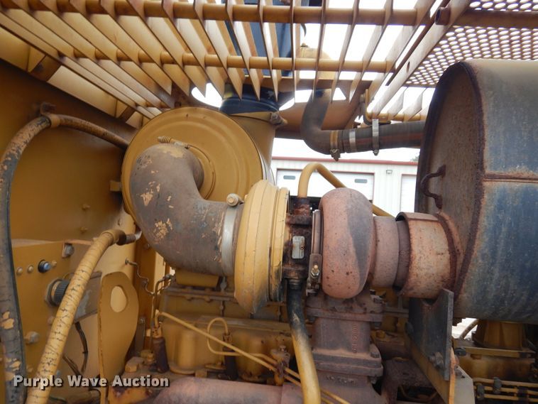 image for item DK0341 2001 Caterpillar 815F  soil compactor