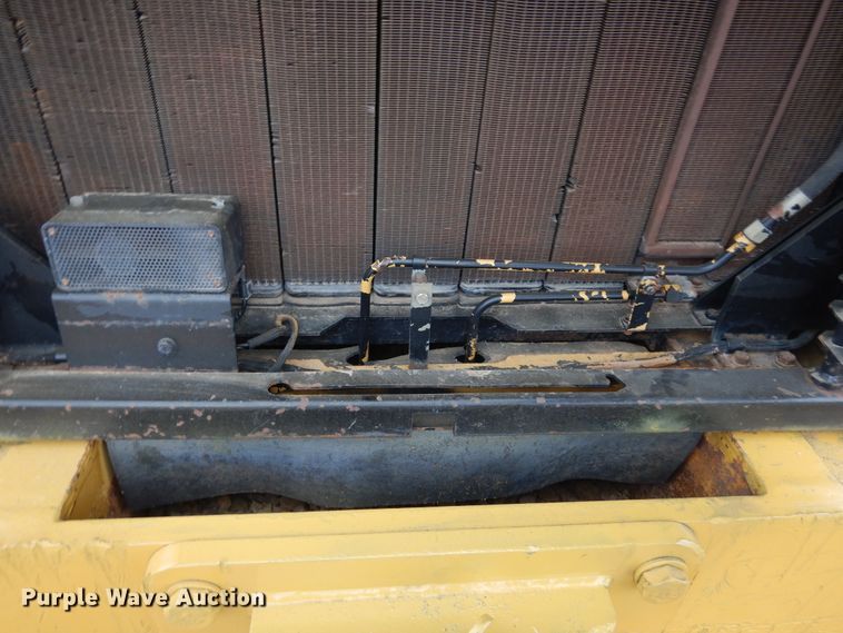 image for item DK0341 2001 Caterpillar 815F  soil compactor