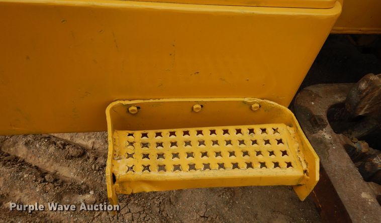 image for item DK0341 2001 Caterpillar 815F  soil compactor