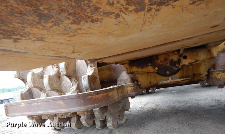 image for item DK0341 2001 Caterpillar 815F  soil compactor