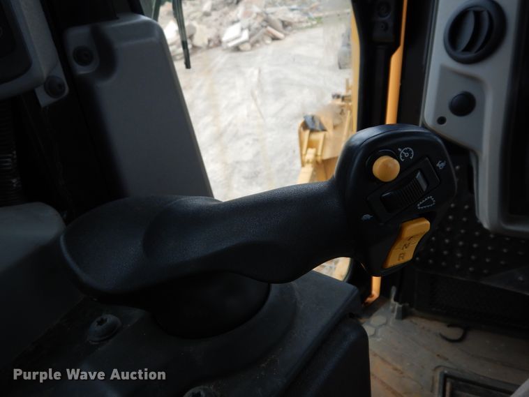 image for item DK0342 2014 Caterpillar D6T XL  dozer