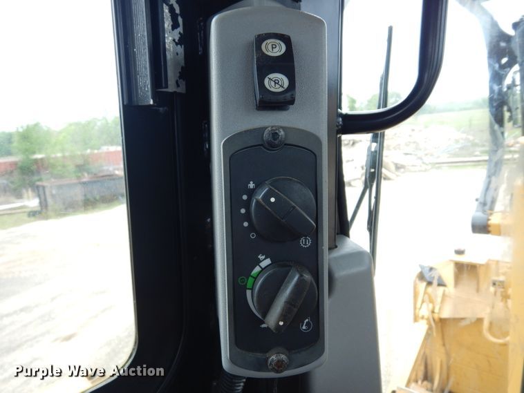 image for item DK0342 2014 Caterpillar D6T XL  dozer