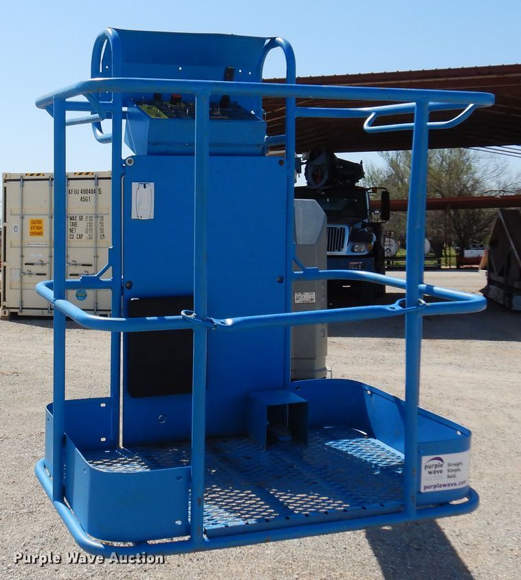 image for item DK0795 Genie Z30/20N  boom lift