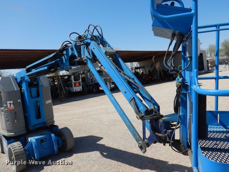 image for item DK0795 Genie Z30/20N  boom lift