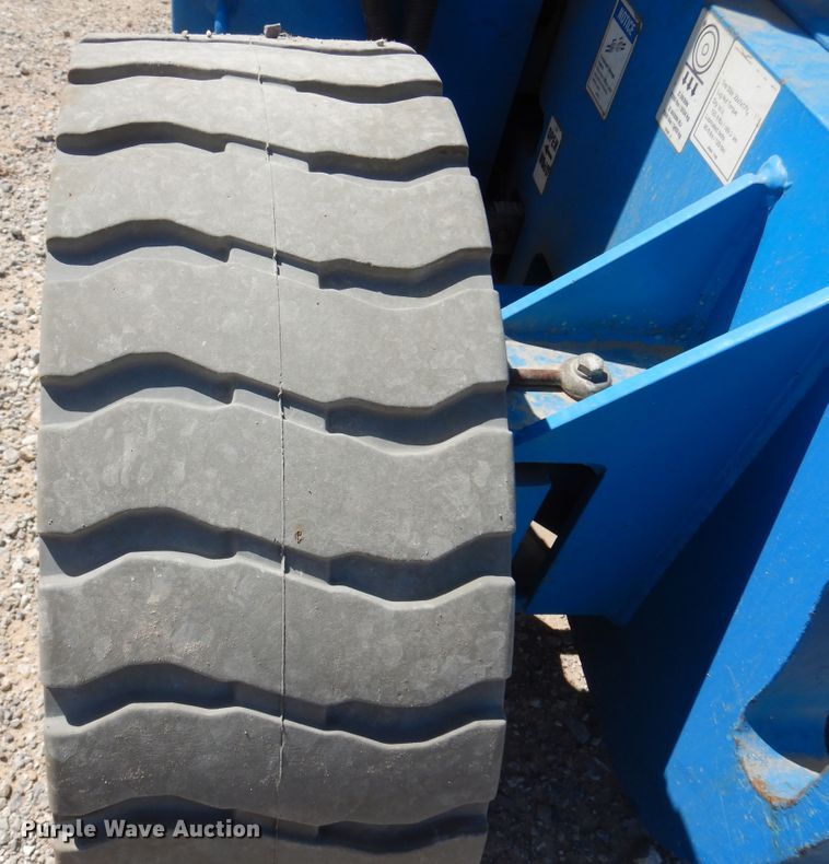 image for item DK0795 Genie Z30/20N  boom lift