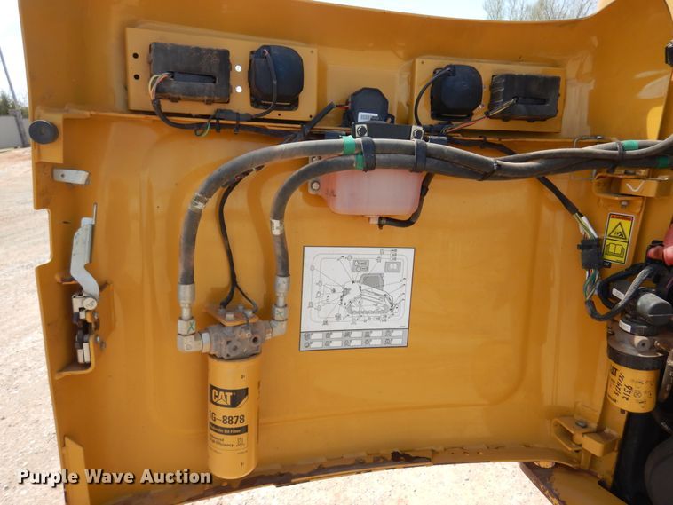 image for item DK0801 2013 Caterpillar 279C2  tracked skid steer loader