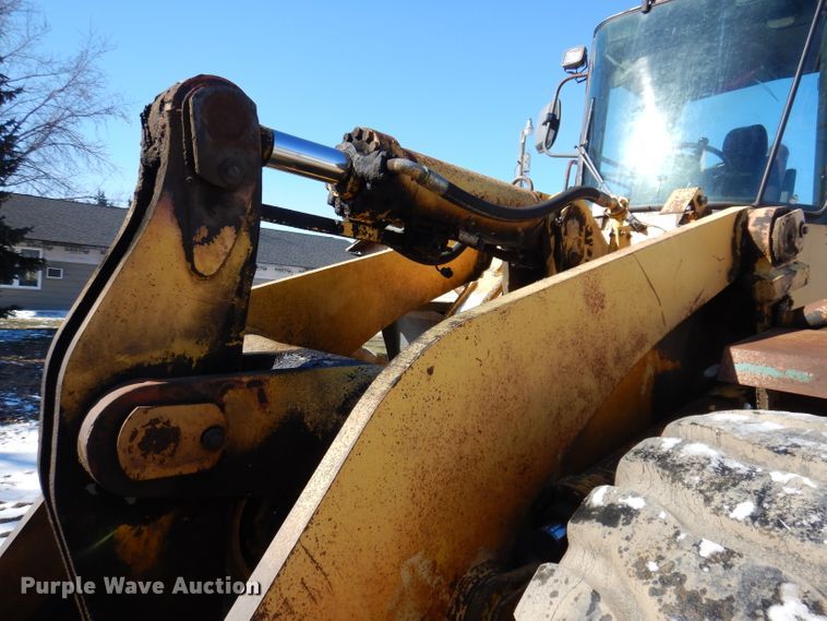 image for item DK1982 1998 Komatsu WA450-3L  wheel loader