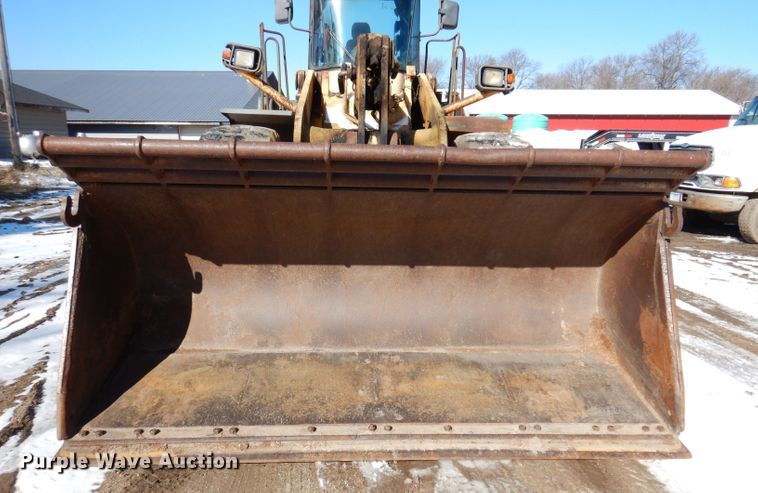 image for item DK1982 1998 Komatsu WA450-3L  wheel loader