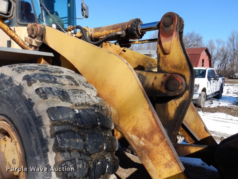 image for item DK1982 1998 Komatsu WA450-3L  wheel loader