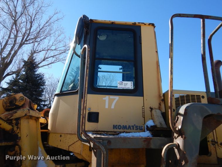 image for item DK1982 1998 Komatsu WA450-3L  wheel loader