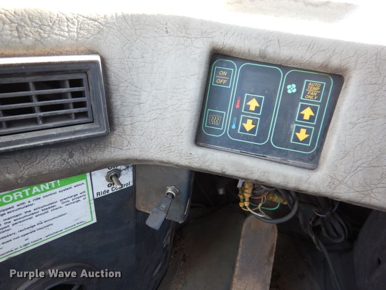 image for item DK1982 1998 Komatsu WA450-3L  wheel loader