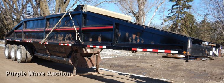 image for item DK1983 2009 Dakota  bottom dump trailer