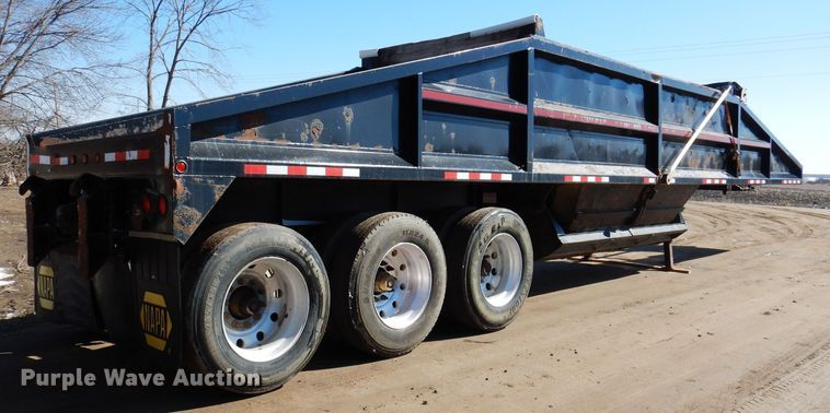 image for item DK1983 2009 Dakota  bottom dump trailer