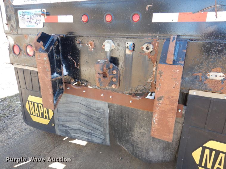 image for item DK1983 2009 Dakota  bottom dump trailer