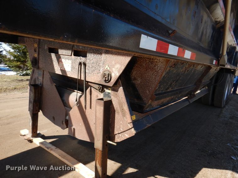 image for item DK1983 2009 Dakota  bottom dump trailer