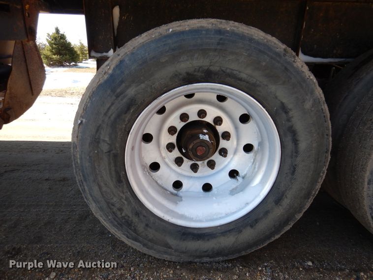 image for item DK1983 2009 Dakota  bottom dump trailer