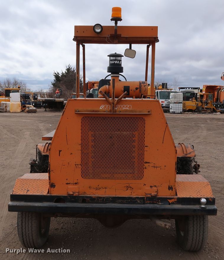 image for item DK3559 1998 Broce RJ350  broom