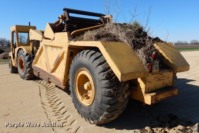 image for item DL3745 1975 John Deere 760A  elevating scraper