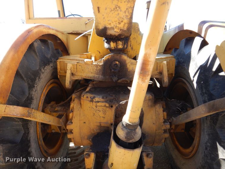 image for item DL3745 1975 John Deere 760A  elevating scraper