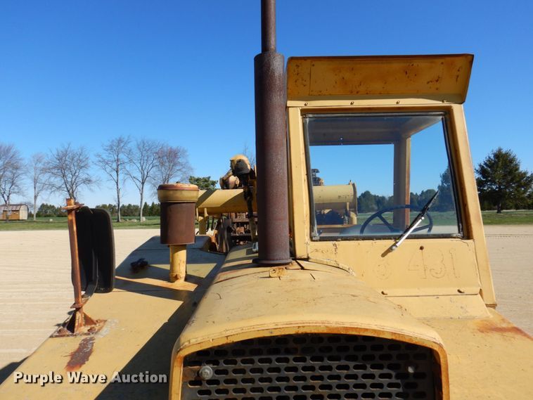 image for item DL3745 1975 John Deere 760A  elevating scraper