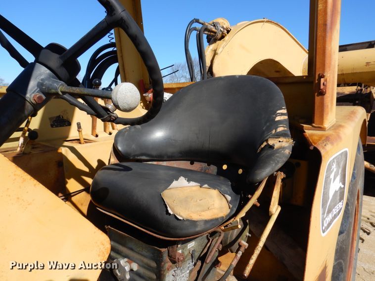 image for item DL3745 1975 John Deere 760A  elevating scraper