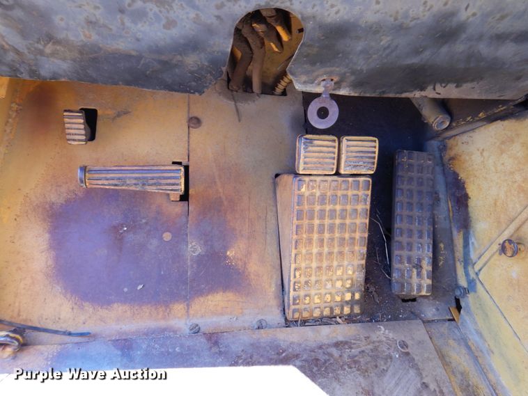 image for item DL3745 1975 John Deere 760A  elevating scraper