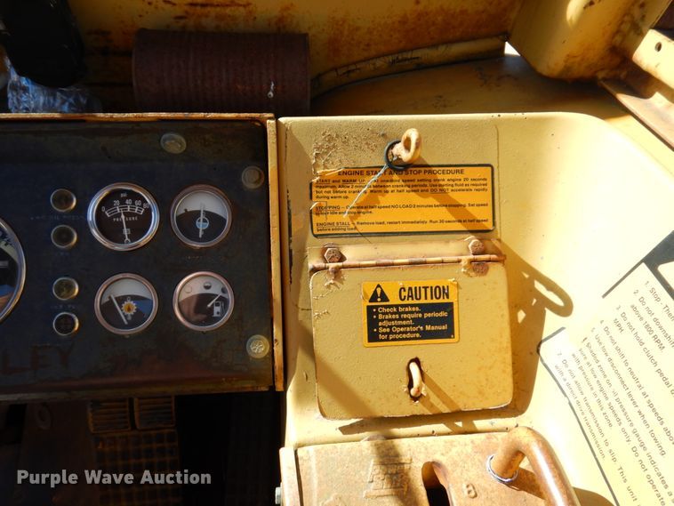 image for item DL3745 1975 John Deere 760A  elevating scraper