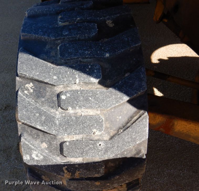 image for item DL3745 1975 John Deere 760A  elevating scraper