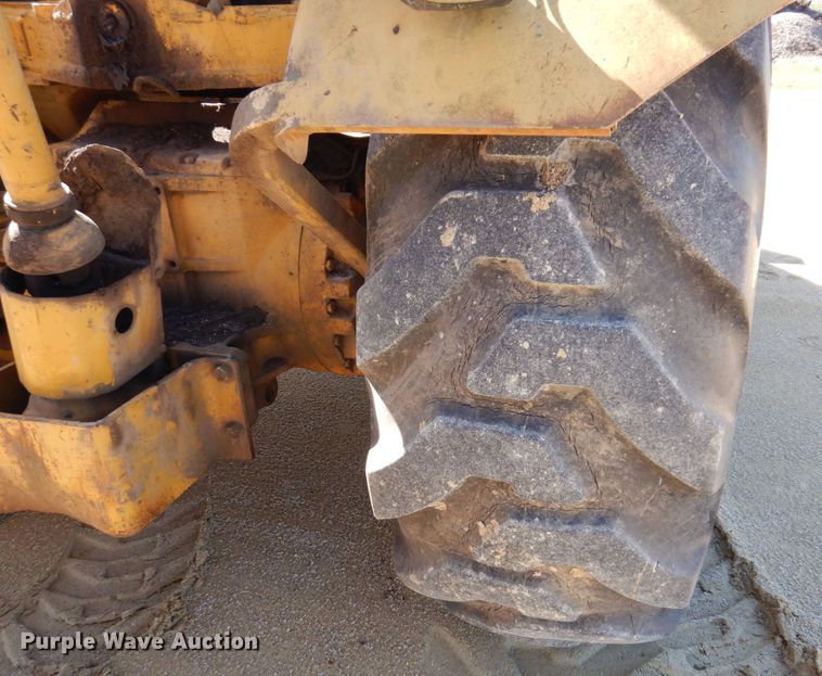 image for item DL3745 1975 John Deere 760A  elevating scraper