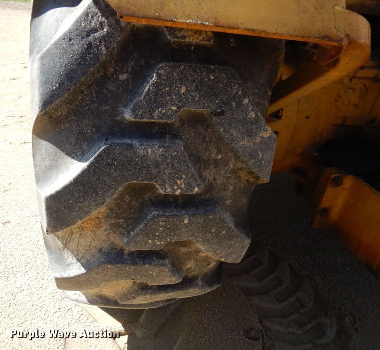 image for item DL3745 1975 John Deere 760A  elevating scraper