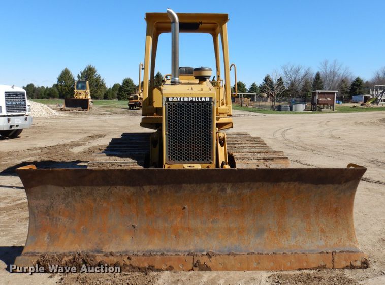 image for item DL3746 1992 Caterpillar D5C LGP  dozer