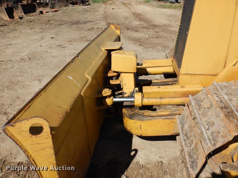 image for item DL3746 1992 Caterpillar D5C LGP  dozer