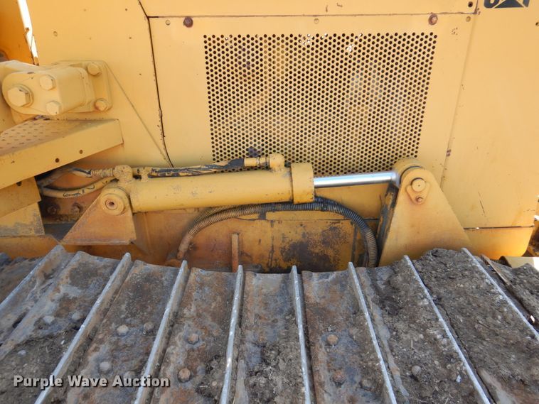 image for item DL3746 1992 Caterpillar D5C LGP  dozer